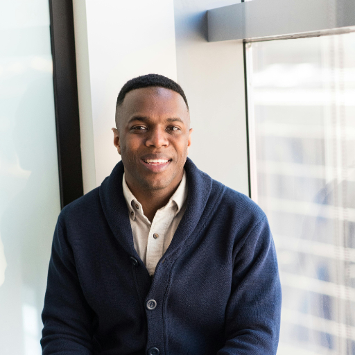 Square_pexels divinetechygirl-1181391